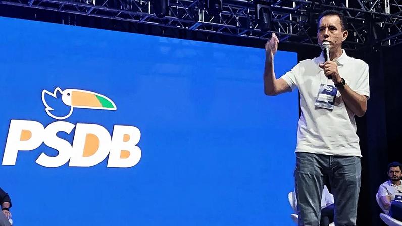 Na imagem, Paulo Serra em evento do partido PSDB em São Paulo