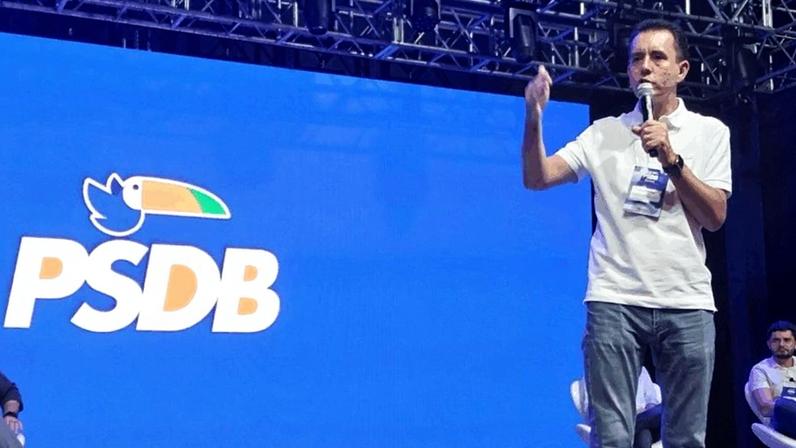 Na imagem, Paulo Serra em evento do PSDB, em São Paulo