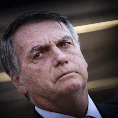 PCDF abre inquérito para apurar arma apreendida em nome de Bolsonaro