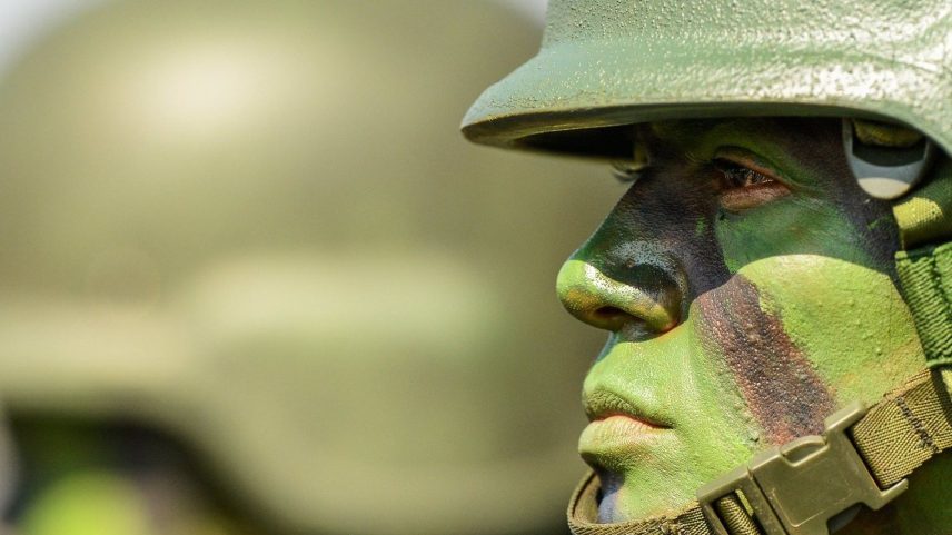 Imagem colorida mostra soldado do Exército Brasileiro - Metrópoles