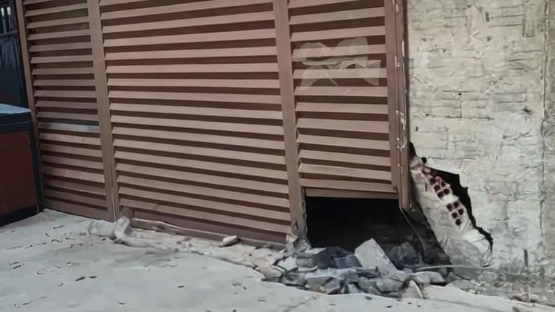 Montagem com fotos coloridas de casas após explosão - Metrópoles