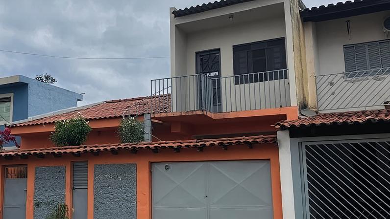 Fábia França, de 61 anos, trabalhava no setor de hortifruti de um supermercado de Itu (SP), com salário de R$ 1.988, quando se tornou responsável por três empresas que receberam R$ 252 milhões do Banco Master.