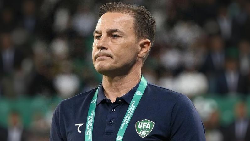 Fabio Cannavaro, técnico do Uzbequistão