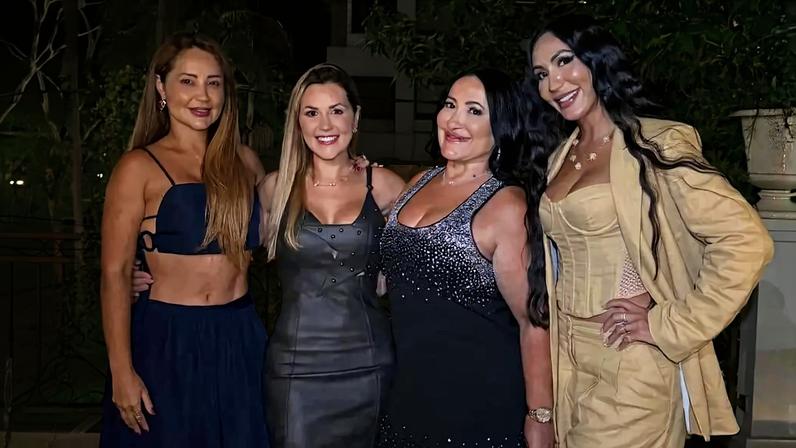 Da esquerda para a direita, Daniele, Deolane, Solange e Dayanne Bezerra. Foto: reprodução/ instagram