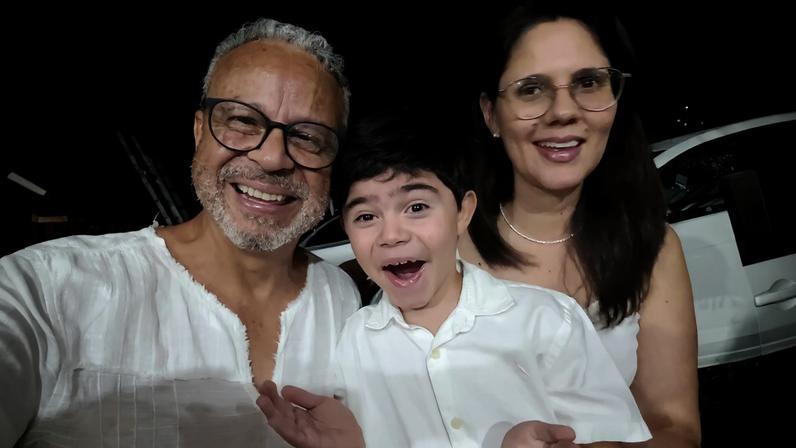 Sem aval da Anvisa, criança perde remédio para Síndrome de Duchenne