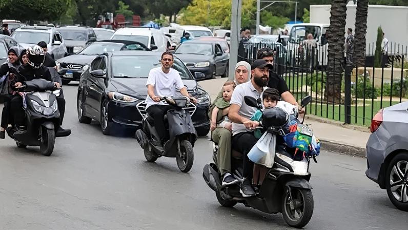 Many Lebanese fled Beirut's southern suburbs following Netanyahu's statement