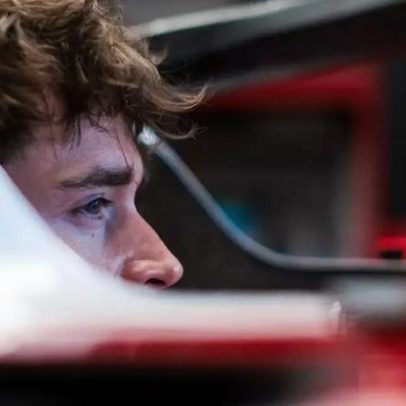 Relação tensa entre Ferrari e Charles Leclerc sob escrutínio