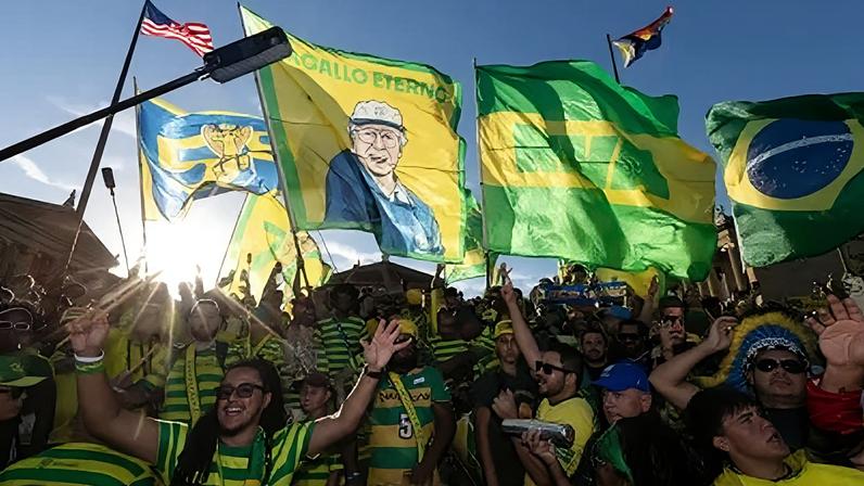 Festa da torcida brasileira na Filadélfia antes do jogo contra o Haiti