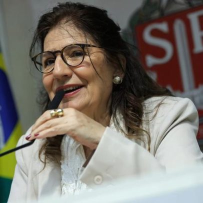 Deputada petista propõe retirar o nome da mãe de Bolsonaro de viaduto