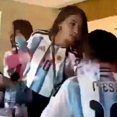 Vídeo mostra filhos de Messi brigando antes da estreia da Argentina na Copa