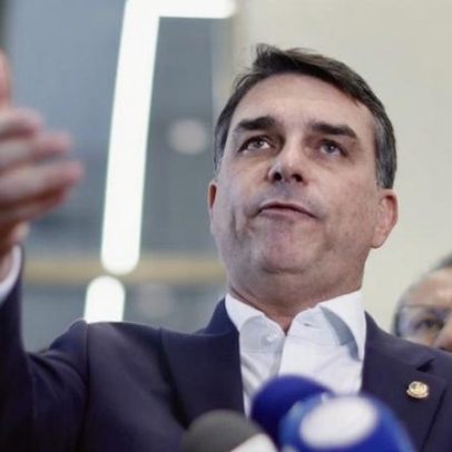Flávio afirma que Lula faz mais mal ao país do que a guerra Rússia-Ucrânia