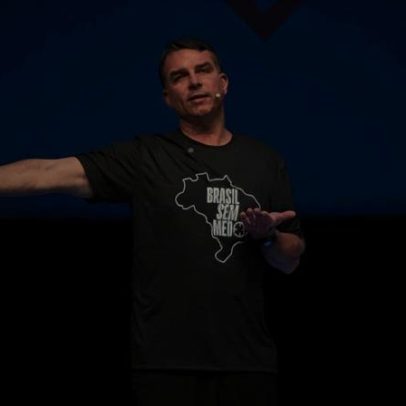 Flávio Bolsonaro defende enquadrar milícias como organizações terroristas