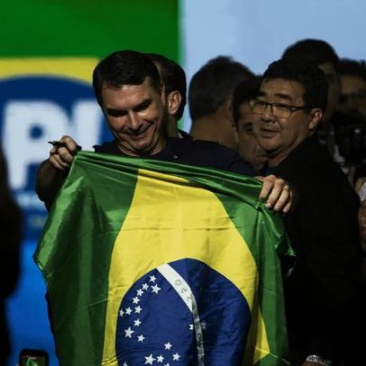 Flávio intensifica contato com evangélicos contra a esquerda
