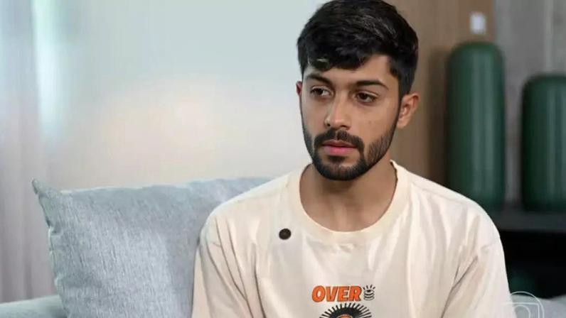 Flávio da Silva Maximiano Júnior entrou na justiça para reaver decisão por "desadoção"