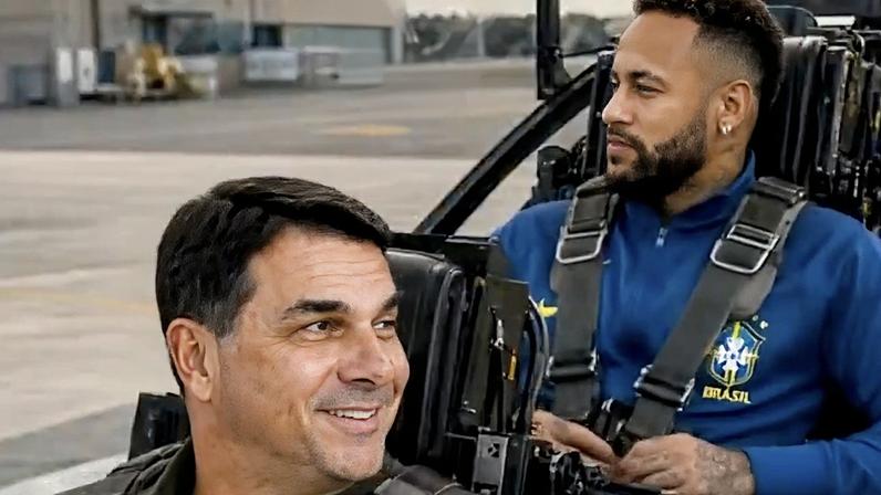 Flávio Bolsonaro compartilha vídeo com Neymar criado por IA