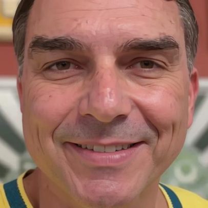 Flávio Bolsonaro defende Neymar após Lula chamá-lo de convocado home office