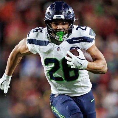 Mike Macdonald sugere que Charbonnet pode atuar na Semana 1 dos Seahawks