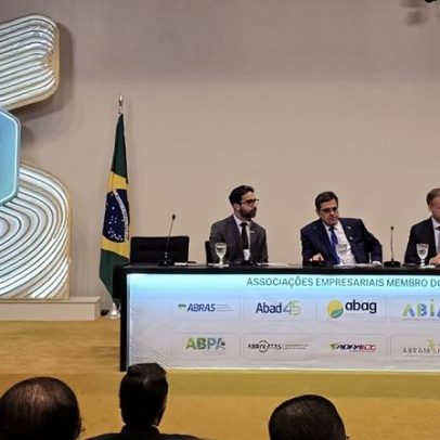 Associação propõe transição gradual para reduzir jornada de trabalho