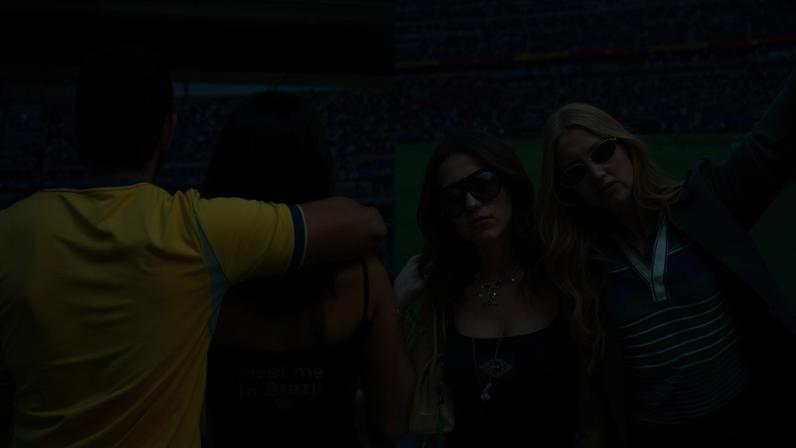 Anitta apareceu abraçada com bilionário que já foi apontado como affair de Marina Ruy Barbosa