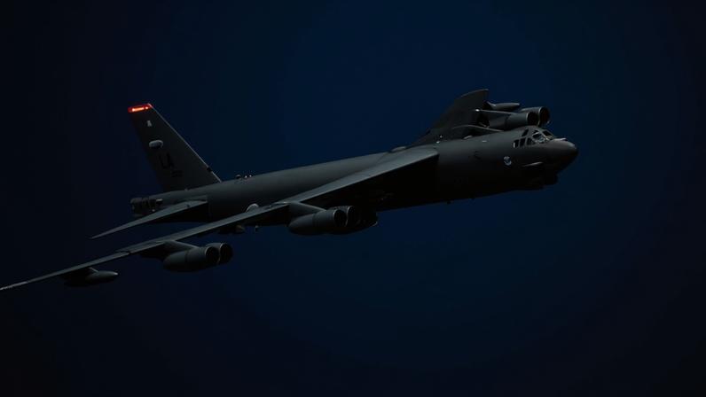 Imagem colorida, Avião B-52 da Força Aérea dos EUA cai após decolar na Califórnia - Metrópoles