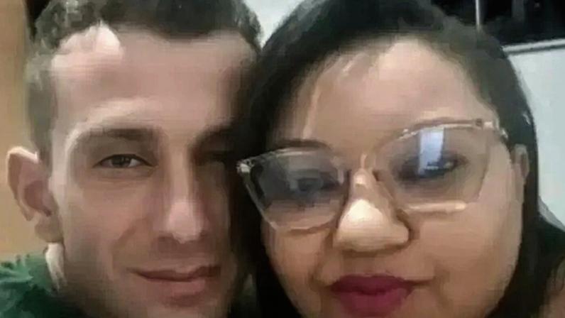 Imagem colorida, Artesã é morta a facadas pelo namorado após discussão em bar de Goiás - Metrópoles