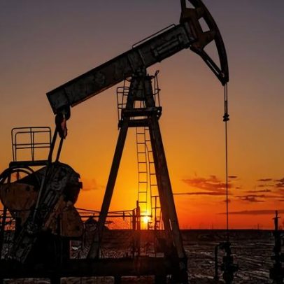Opep aumenta produção de petróleo em meio à crise no Estreito de Ormuz
