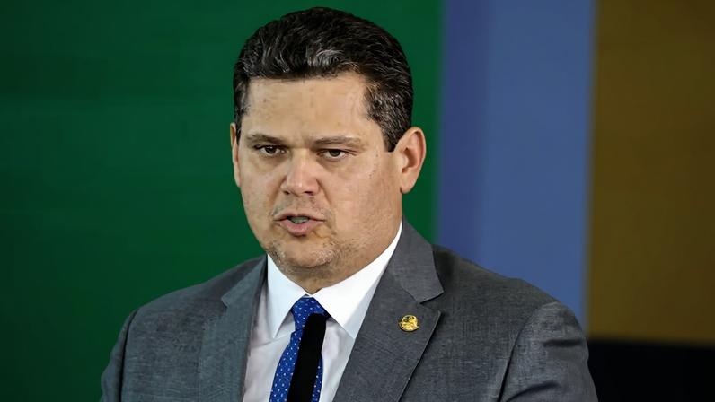 PEC que concede aposentadoria integral e com paridade a agentes de saúde preocupa o governo — Foto: Fabio Rodrigues-Pozzebom/Agência Brasil