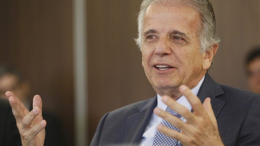 Múcio aceita convite para Defesa em busca de conciliação com militares — Foto: Denio Simões/Valor - 12/12/2019