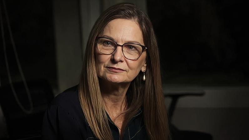 Exclusivo: Ana Paula Vescovi deixa Santander; Sandro Sobral assume a área de estudos econômicos