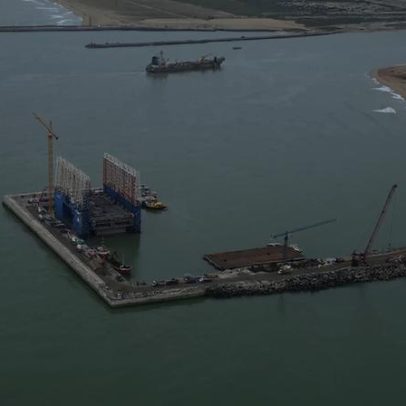 Porto Sudeste inicia obras de atracação e amarração voltadas ao pré-sal
