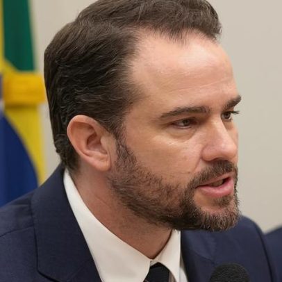 Subsídio a combustível deve chegar ao fim, afirma Durigan