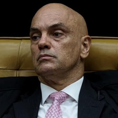 Moraes dá 48h para PGR se manifestar sobre arma de Bolsonaro