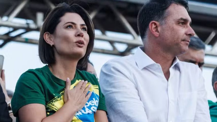 Após embate com Michelle, Flávio diz que mulheres terão papel fundamental na reconstrução do país — Foto: Brenno Carvalho/Agência O Globo
