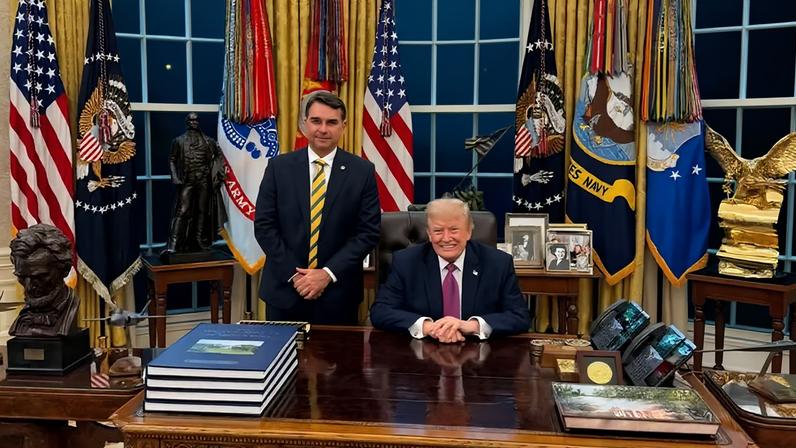Flávio encontra Donald Trump na Casa Branca — Foto: Reprodução/Redes sociais