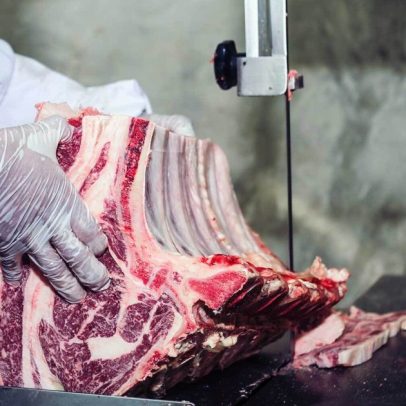 UE oficializa veto à carne brasileira e define bloqueio até 3 de setembro
