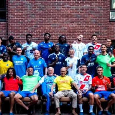 França homenageia clubes formadores de todos os convocados