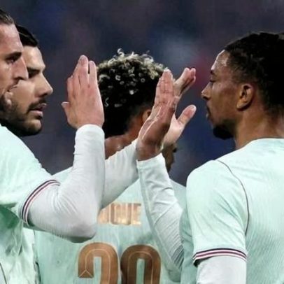 Olise faz hat-trick e tem atuação destacada pela França antes da Copa