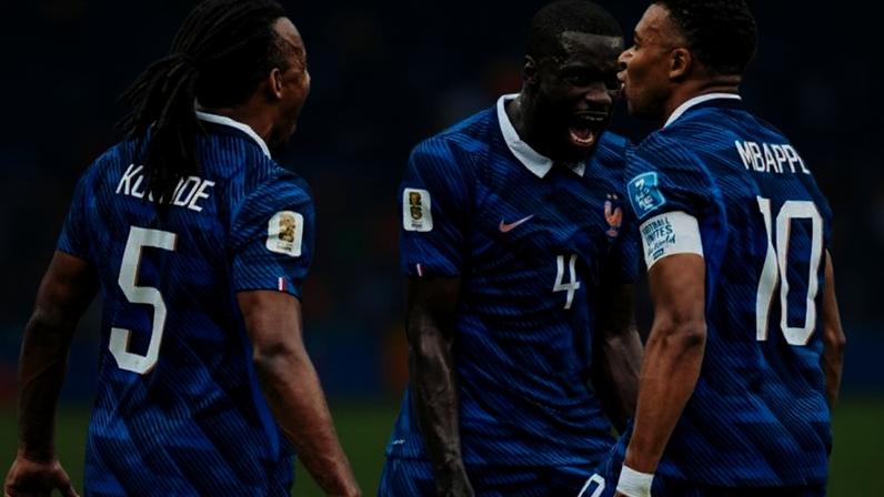 A seleção francesa fechou a fase de grupos com 100% de aproveitamento; agora encara o time da Suécia