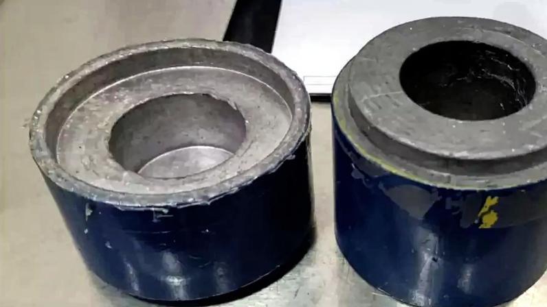 Imagens da blindagem de chumbo e do recipiente onde estava a fonte de Césio-137