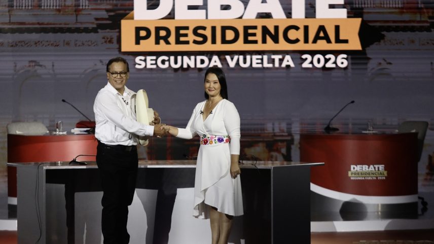 Foto colorida mostra Roberto Sanchez e Keiko Fujimori, candidatos a presidente do Peru - Metrópoles