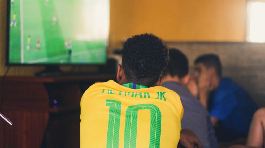 Por que a imagem na TV é mais rápida? Entenda a tecnologia — Foto: Reprodução/Unsplash/Gustavo Ferreira