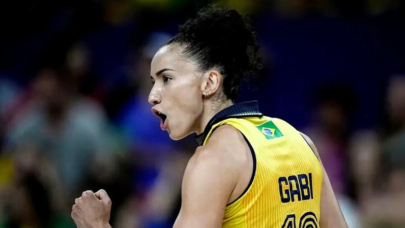 Gabi Guimarães é capitã da Seleção