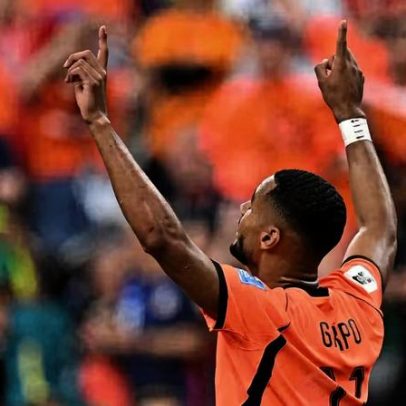 Técnico holandês afirma que Gakpo, que perdeu filho, atuará contra Marrocos