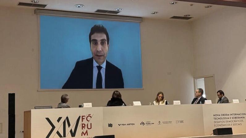 Galípolo não esteve no 14º Fórum de Lisboa de forma presencial, mas participou do painel “Os rumos da economia brasileira: reflexões internacionais” remotamente