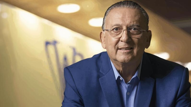 Galvão Bueno é o locutor com mais transmissões de jogos de Copa do Mundo na história da televisão