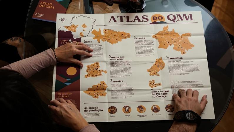 Atlas criado pelos irmãos Girão reúne os mapas das 10 microrregiões produtoras do Queijo Minas Artesanal, com informações históricas e culturais