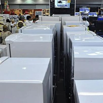Vendas do varejo brasileiro caem 1,5% em abril, pioram ante expectativa