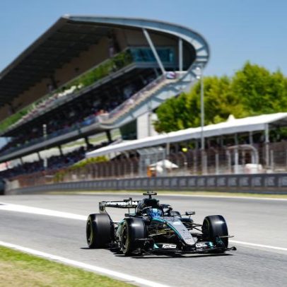 Russell lidera primeiro treino livre do GP da Espanha; Bortoleto sofre