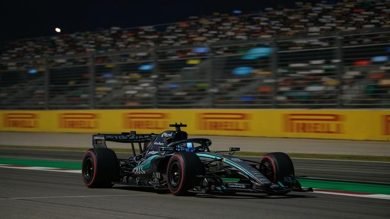 George Russell durante o treino de classificação do GP de Barcelona