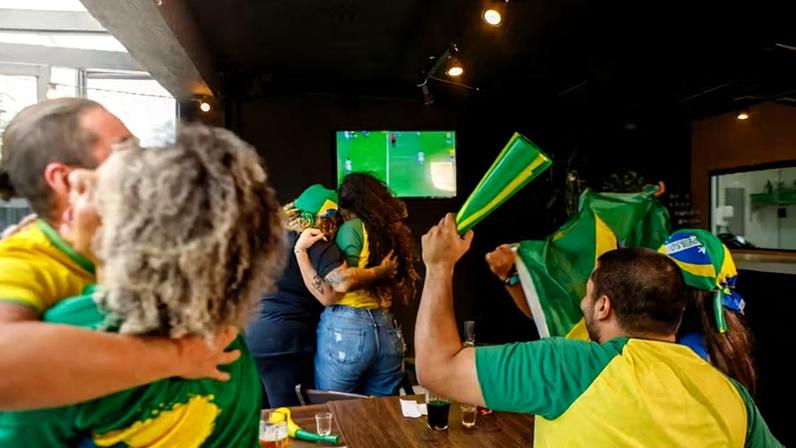 Pesquisa da Abrasel SP mostra que 72% dos bares e restaurantes paulistas esperam aumentar o faturamento durante a Copa do Mundo de 2026 — Foto: GettyImages